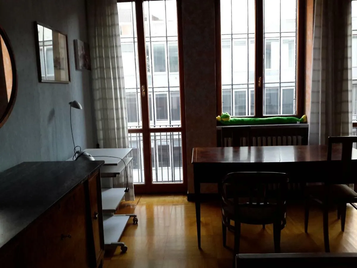big room in Milano center Accommodatie bij particulieren Milaan